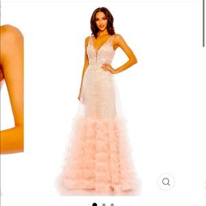 ✨BRAND NEW MacDuggal #11183 lace ruffle tiered gown size 8 ✨